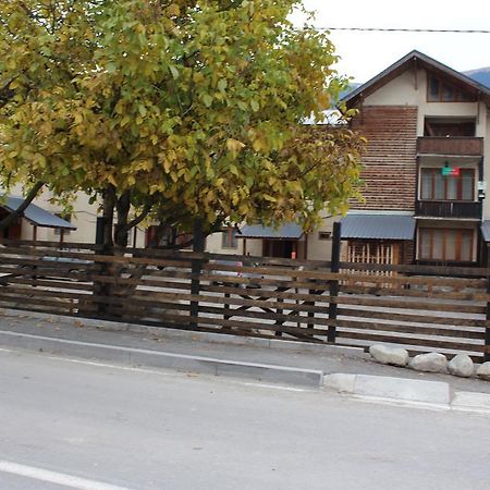 Salome Guest House Mestia Exterior foto